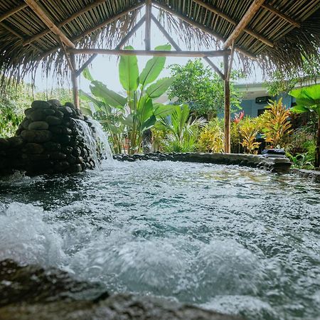 Oasis Diverse Adult Retreat Кепос Экстерьер фото