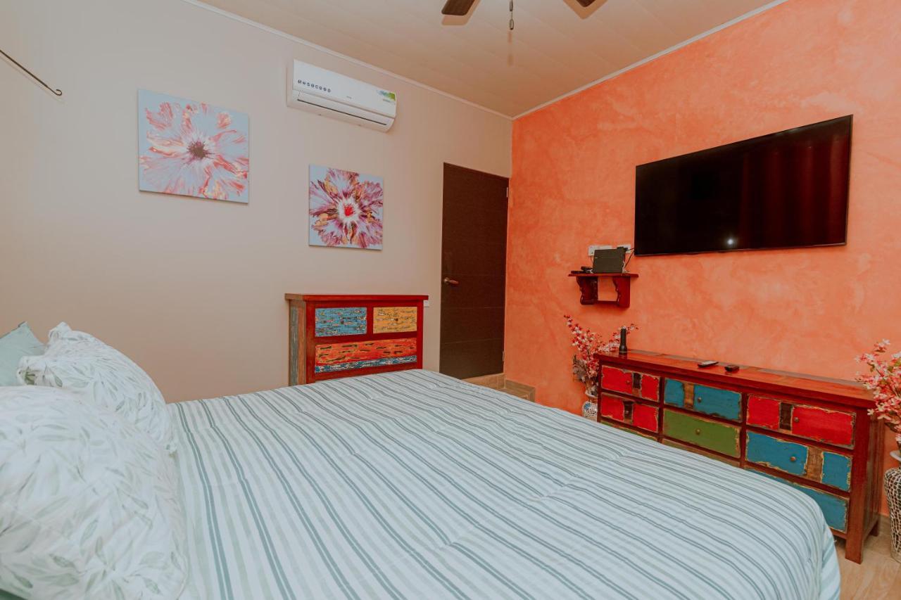 Oasis Diverse Adult Retreat Кепос Экстерьер фото