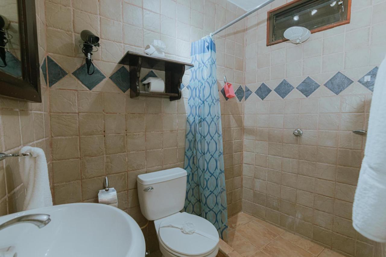 Oasis Diverse Adult Retreat Кепос Экстерьер фото
